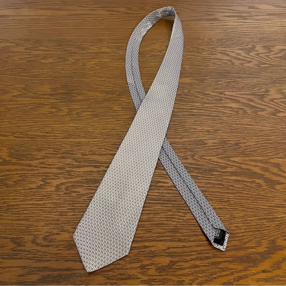Barrington Gray Men's Tie 100% Silk Professional Classic Capsule Basic Neutral